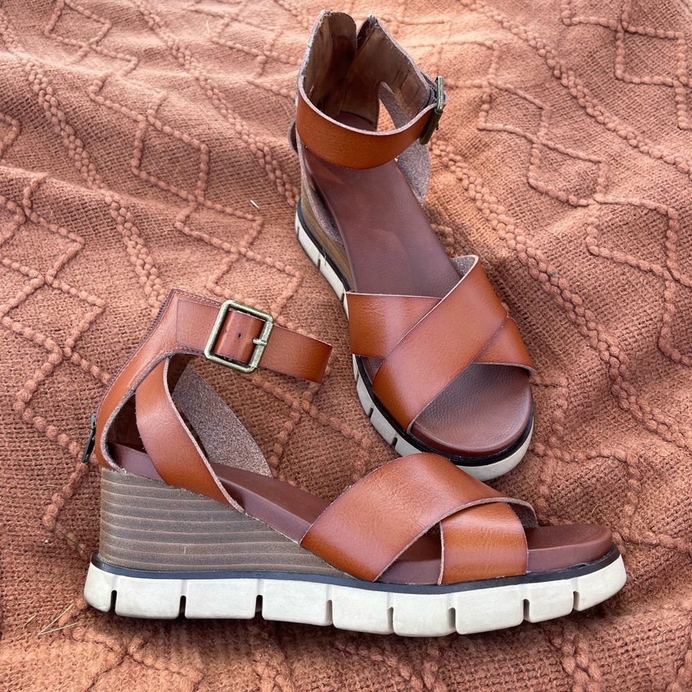 Mia Lauri Wedge Sandal from Buckle